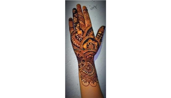 Manu Mehandi Artist