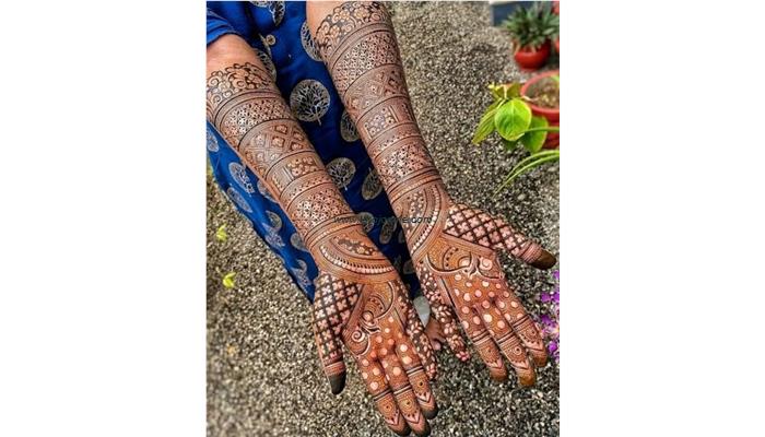 Amit Sharma Mahandi Artist