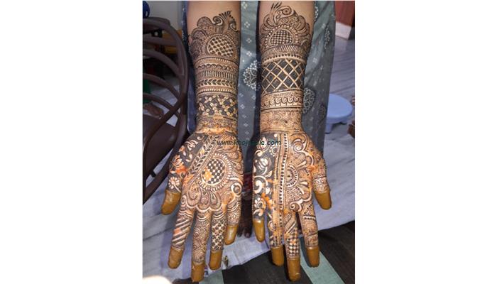 Anand Professional Mehndi Art