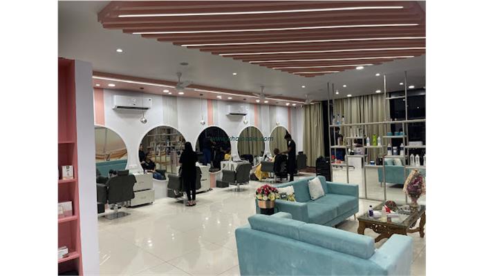 Bellezza Makeovers & Academy