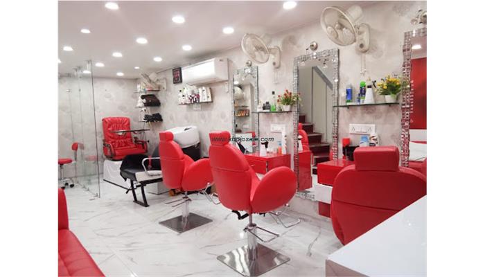 Bharti Tanejas ALPS Beauty Salon