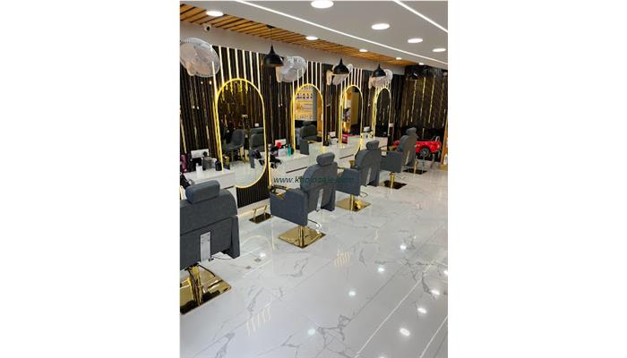 C4 Unisex Salon