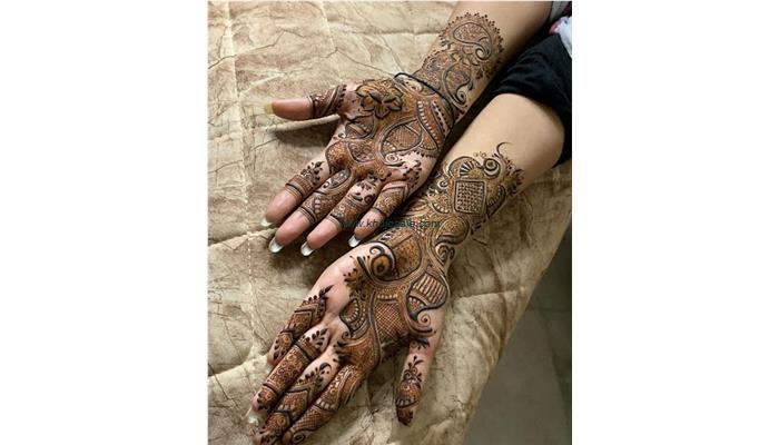 Deepali Beauty Parlour And Training Center And Cosmetic