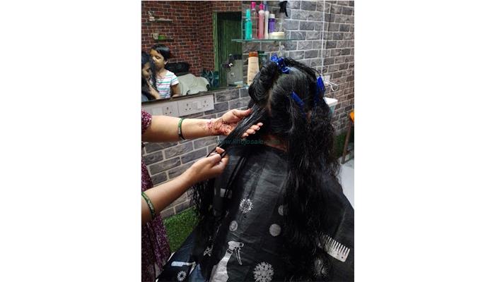 DULHANIYA Makeup Studio & Salon