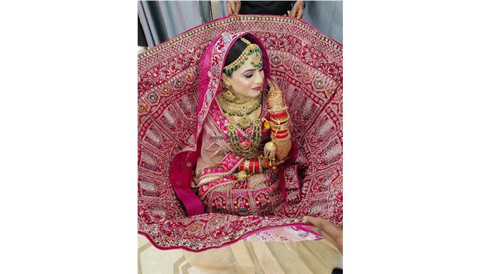 Eshika Ladies Beauty Parlor & Kala Kendra