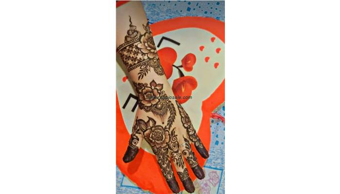 Komal(Deepti) Mehandi artist