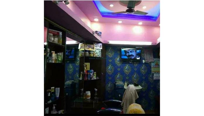 Looks Mens Parlour