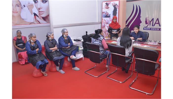 MAKEOVER BEAUTY PARLOUR