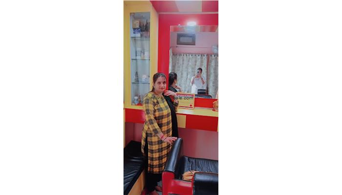 Manya Beauty Parlour
