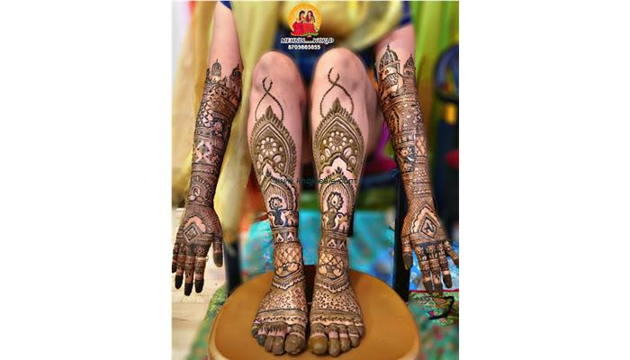 Mehndi Artist Aarti