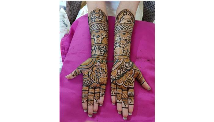 Neeraj Mehandi Artist | Bridal Mehndi Artist In Atta Market | Mehndi Artist In Noida