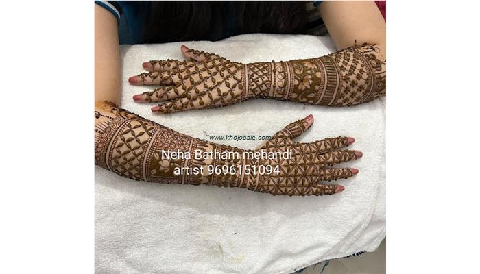 Neha Professional Mehndi Artist ️