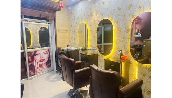 Nicky Makeup Studio