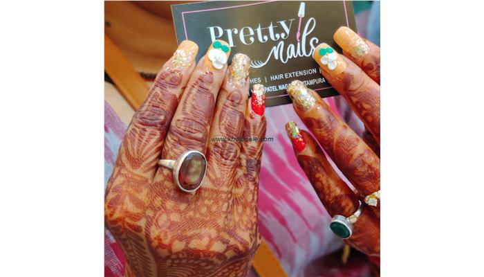 Pretty Nails By Latika Khurana