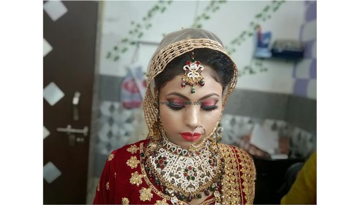 Priya Beauty Parlour