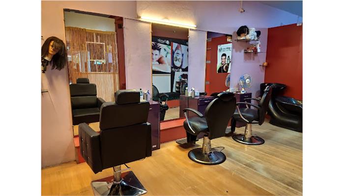 Purple Family Salon &Makeup Studio