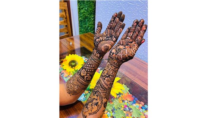 Rimmi Mehandi Artist