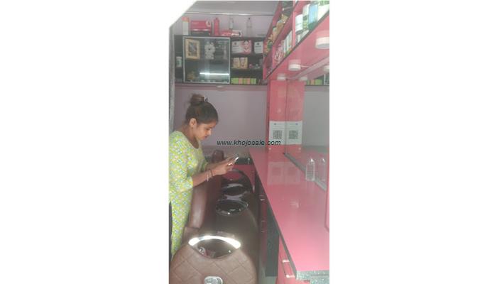 Sd Queen Beauty Parlour