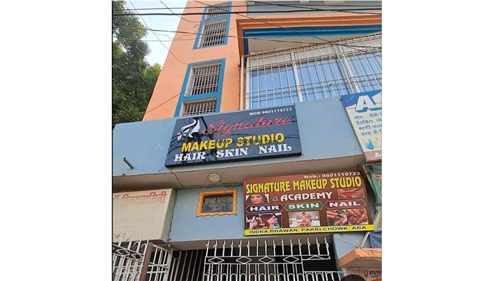 Signature Makeup Studio & Academy
