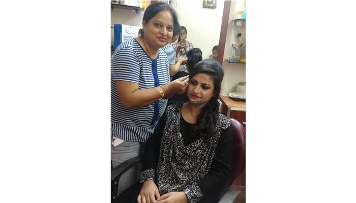 Sparkle Ladies Beauty Parlour