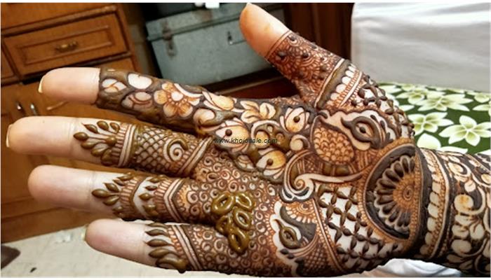 Surya Mehndi Artist