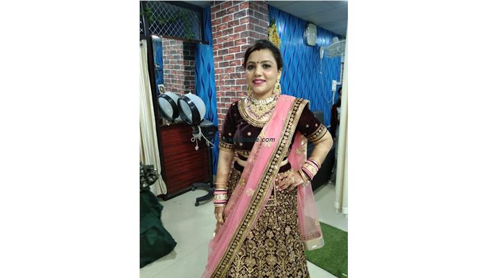Sushma’S Kayakalp Cabinet Studio (Only For Ladies)