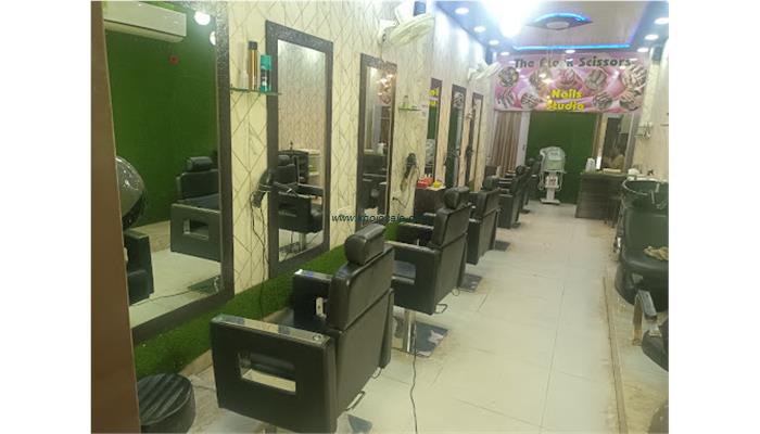 The Black Scissor Salon