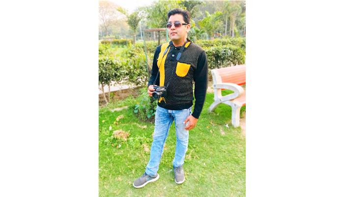 The Looks Men Saloon