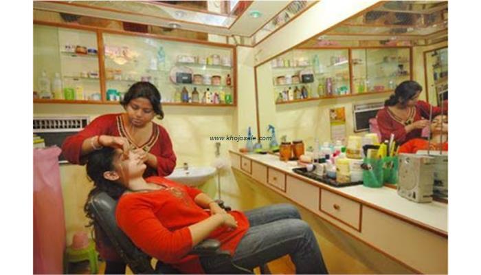Vaishnavi Beauty Parlour For Ladies